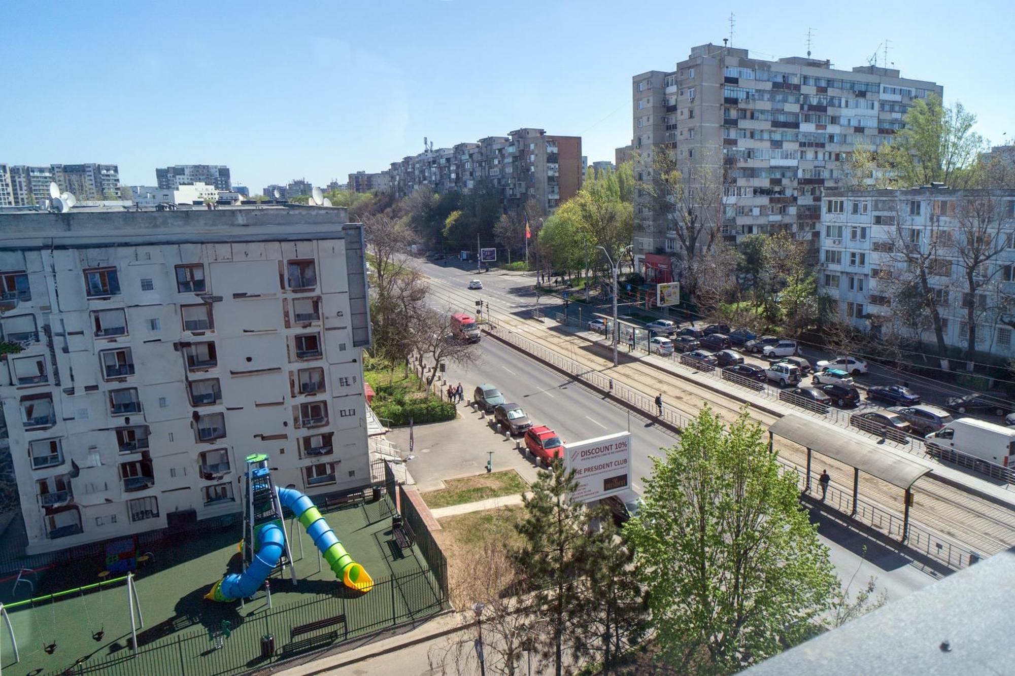 City Hotel Bucharest Exterior photo